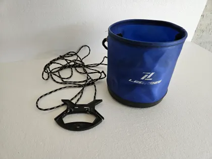 Ribolovačka kanta za vodu sa užetom – 3 L